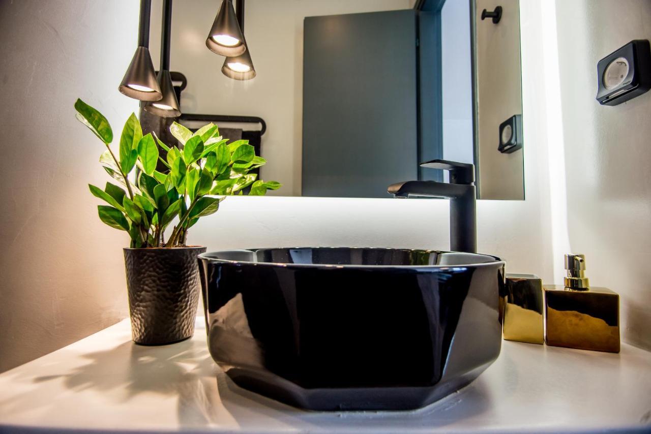 A & B Minimal Suite Ιι With Sea View In Argostoli Buitenkant foto
