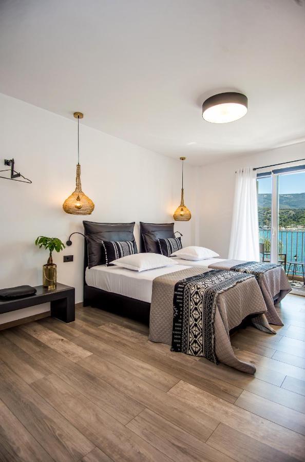 A & B Minimal Suite Ιι With Sea View In Argostoli Buitenkant foto